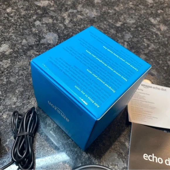 Amazon Echo Dot (3rd Generation) Smart Speaker Charcoal - Picture 8 of 8